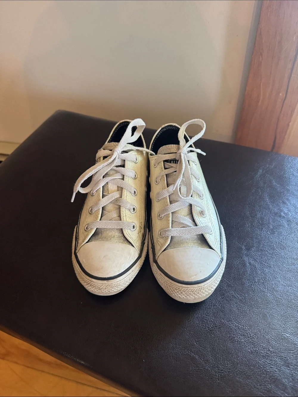 Converse Kids Low-Top Glitter Sneakers